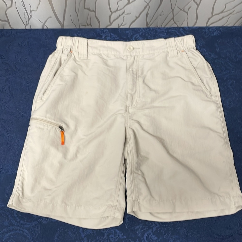 Orvis Men's Tan Cargo Shorts with Orange Zipper Accents, 3 pairs size M - Picture 5 of 10